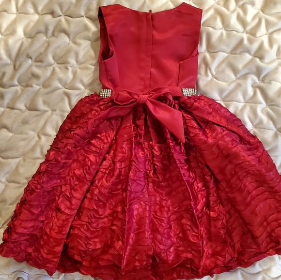 Christmas or Paegent gown for toddler - Picture 2 of 5